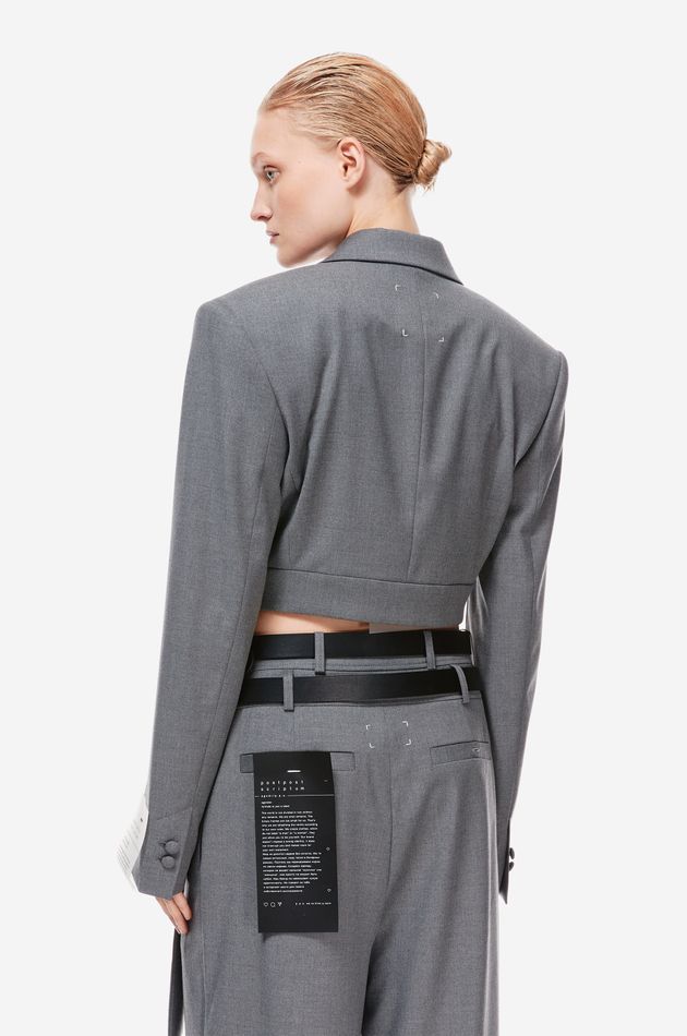 Укороченный жакет с поясом