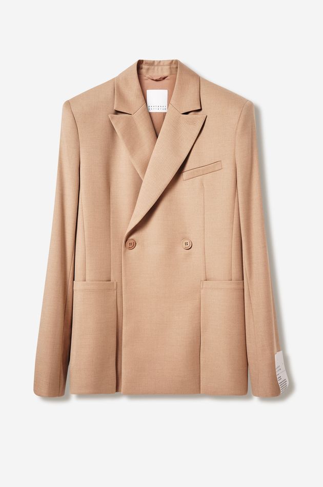 Приталенный пиджак с накладным карманом