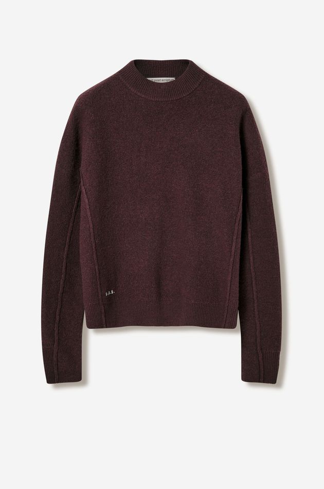 Объемный свитер из шерсти