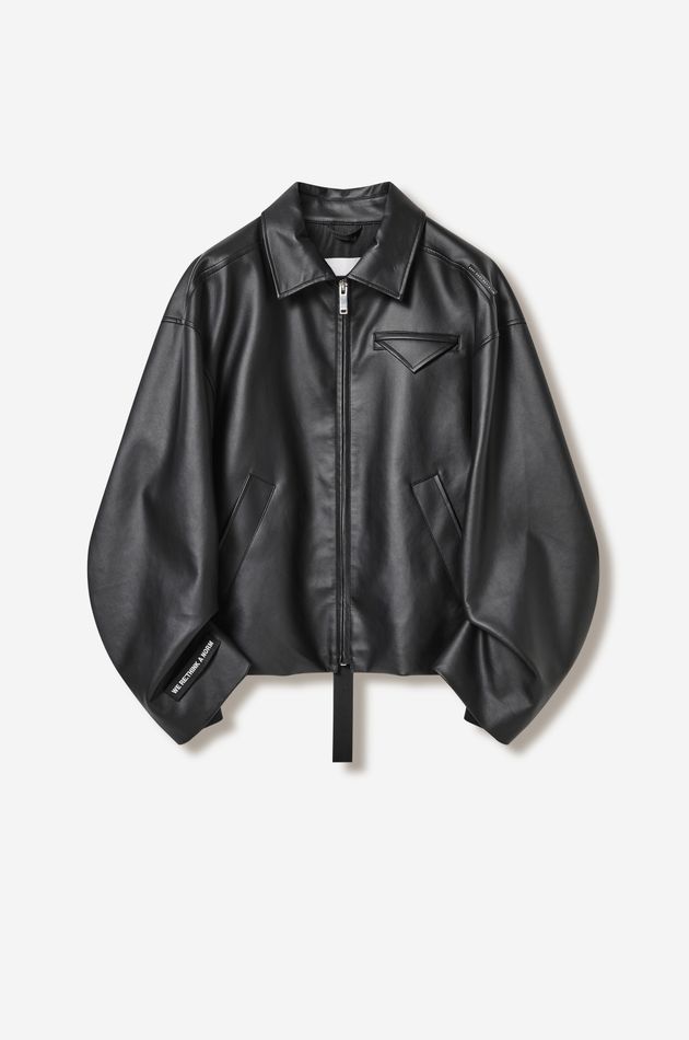 Oверсайз куртка из веган кожи
